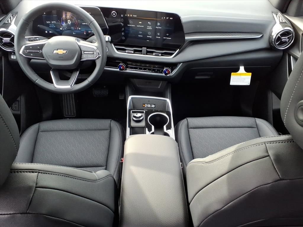 Thumbnail: 2026 Chevrolet Equinox - 9