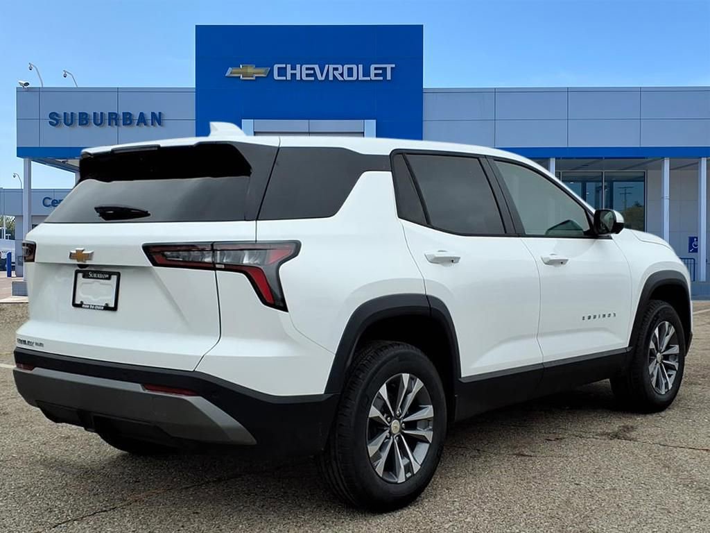 2026 Chevrolet Equinox LT photo 3