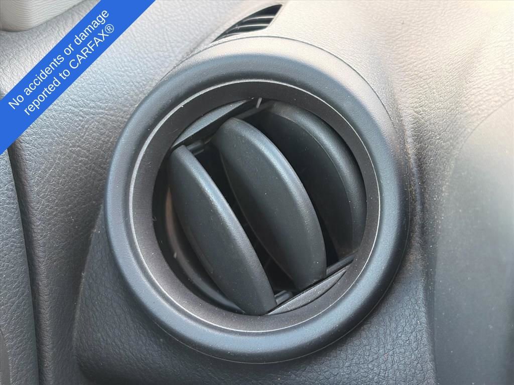 Thumbnail: 2010 Toyota RAV4 - 28