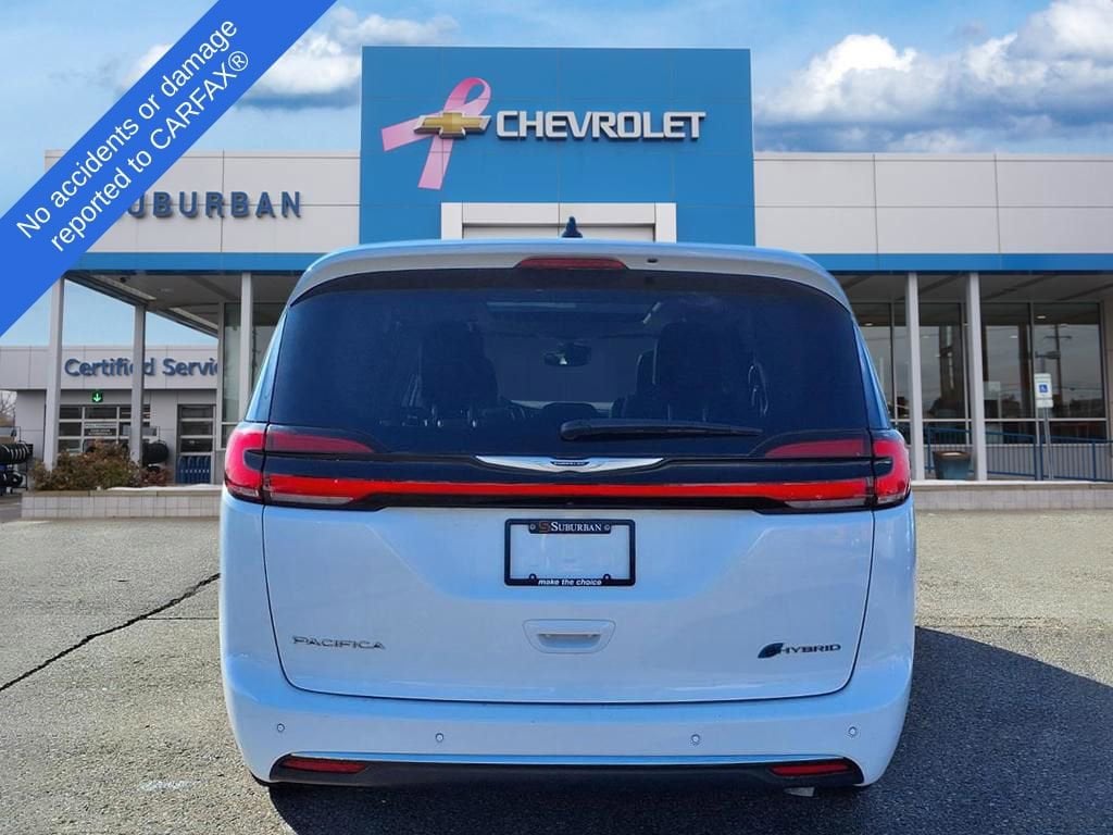 Thumbnail: 2023 Chrysler Pacifica - 7