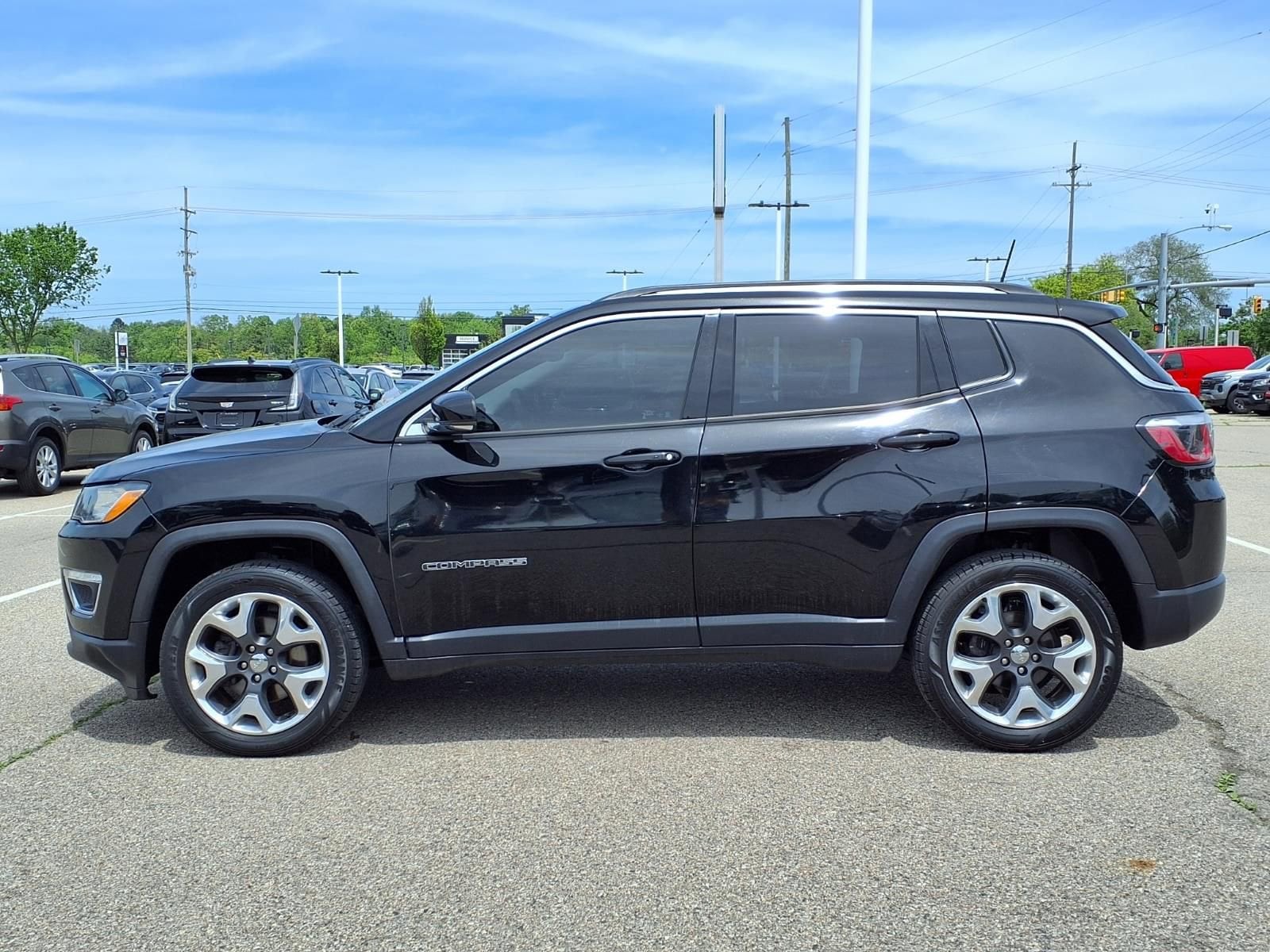 Thumbnail: 2018 Jeep Compass - 8