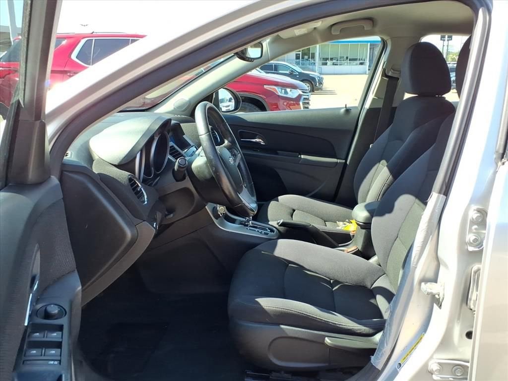 Thumbnail: 2014 Chevrolet Cruze - 16
