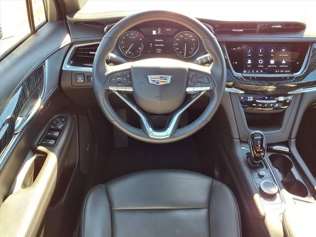 Thumbnail: 2025 Cadillac XT6 - 13