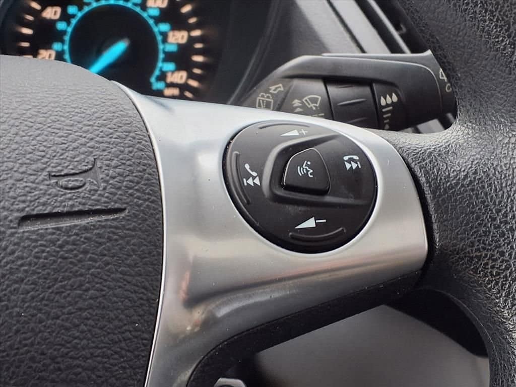 Thumbnail: 2016 Ford Escape - 28