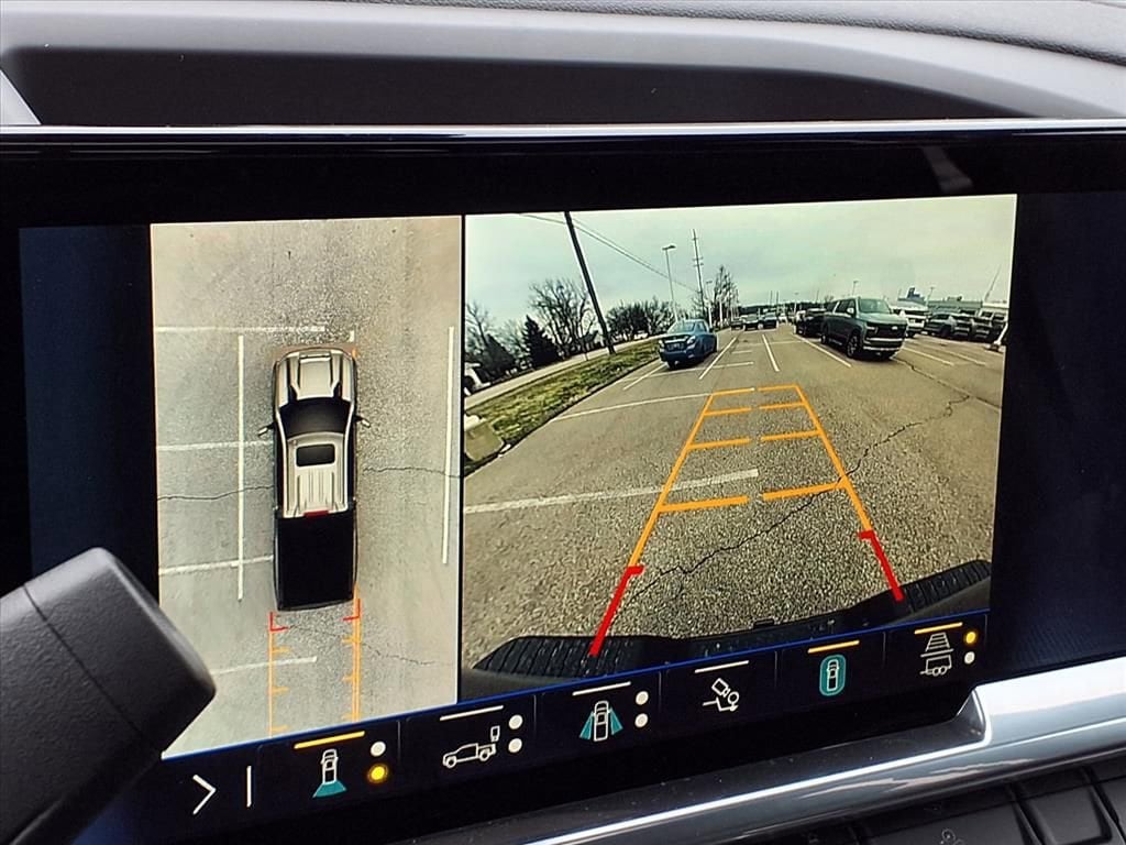 Thumbnail: 2026 Chevrolet Silverado 2500 - 19