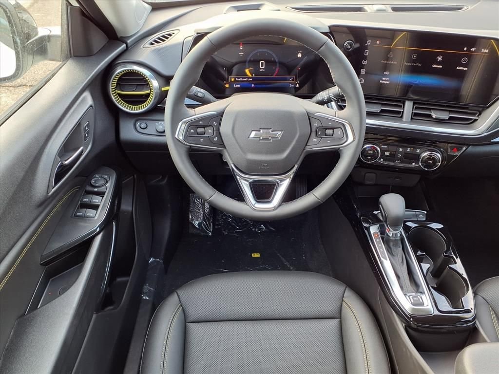 Thumbnail: 2026 Chevrolet Trax - 12