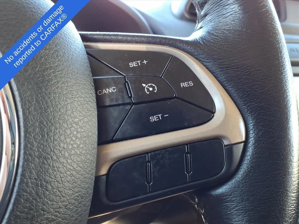 Thumbnail: 2017 Jeep Renegade - 27