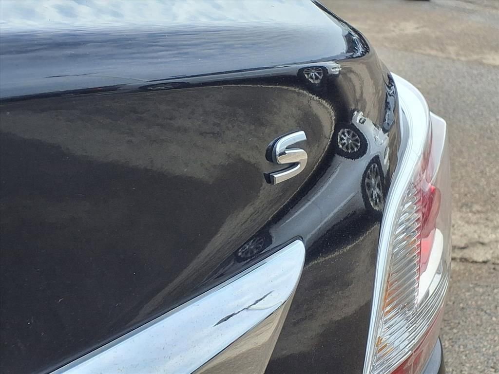 Thumbnail: 2015 Nissan Altima - 10