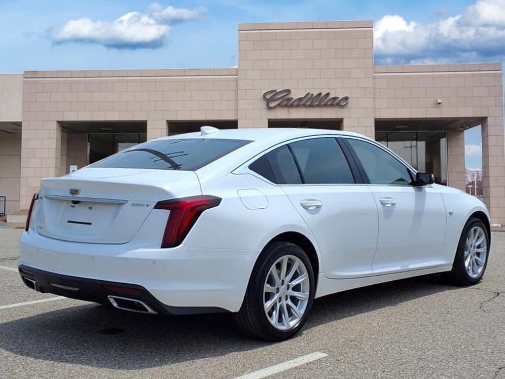 2023 Cadillac CT5 Luxury 5