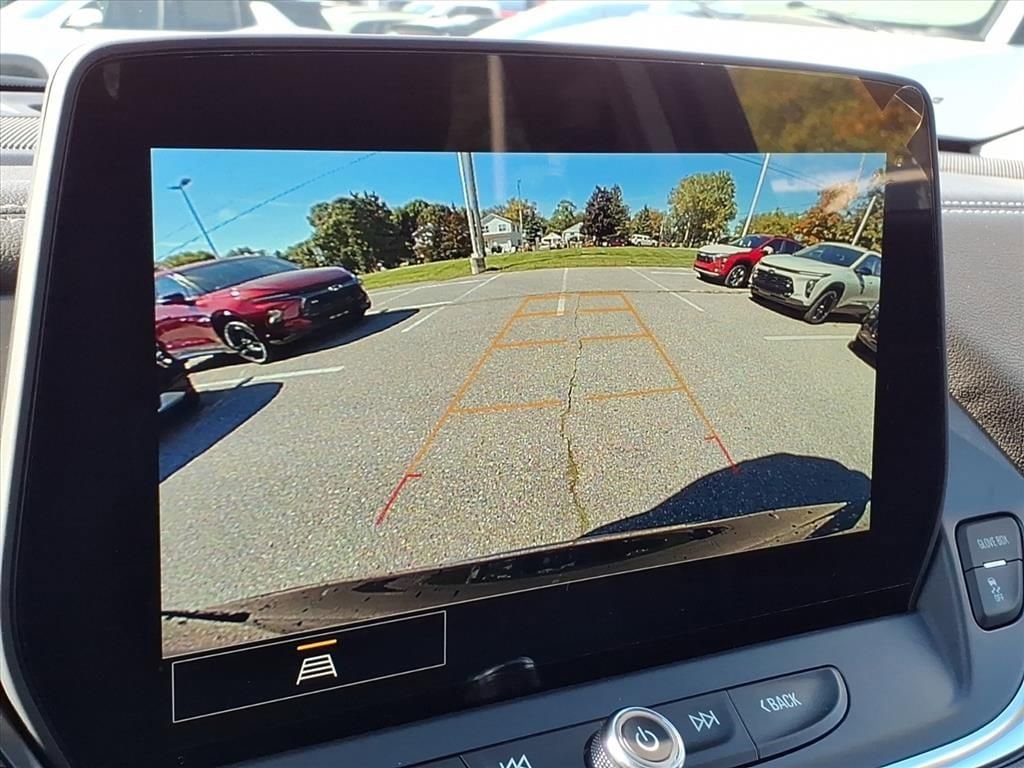 Thumbnail: 2025 Chevrolet Blazer - 17