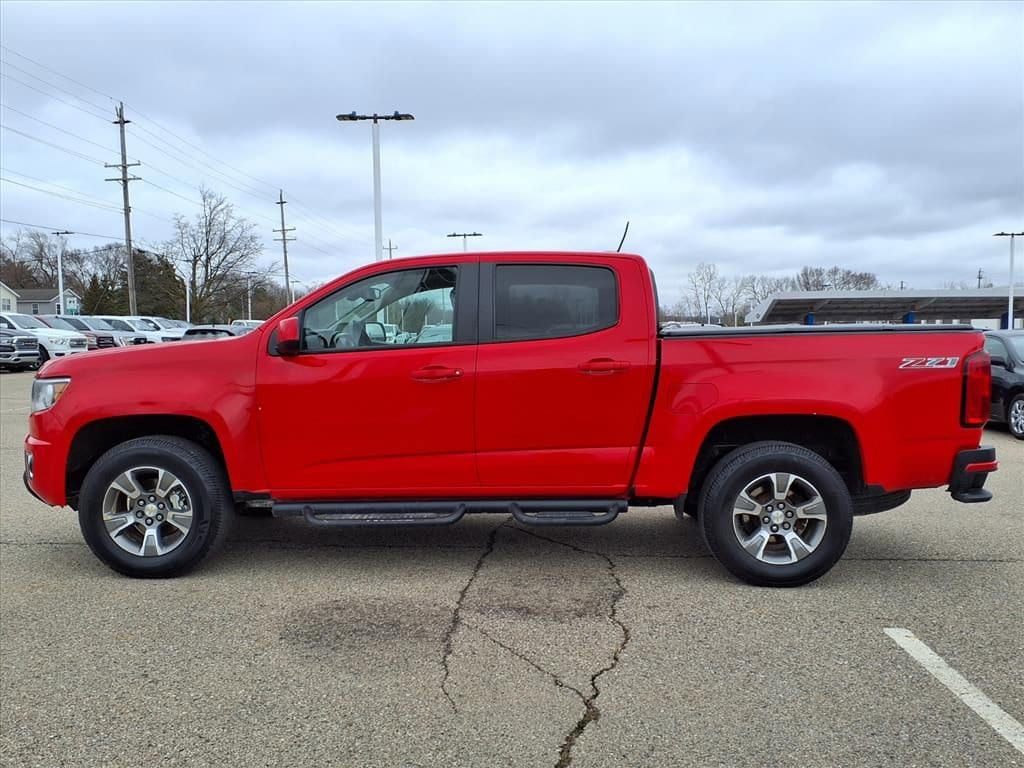 Thumbnail: 2019 Chevrolet Colorado - 8