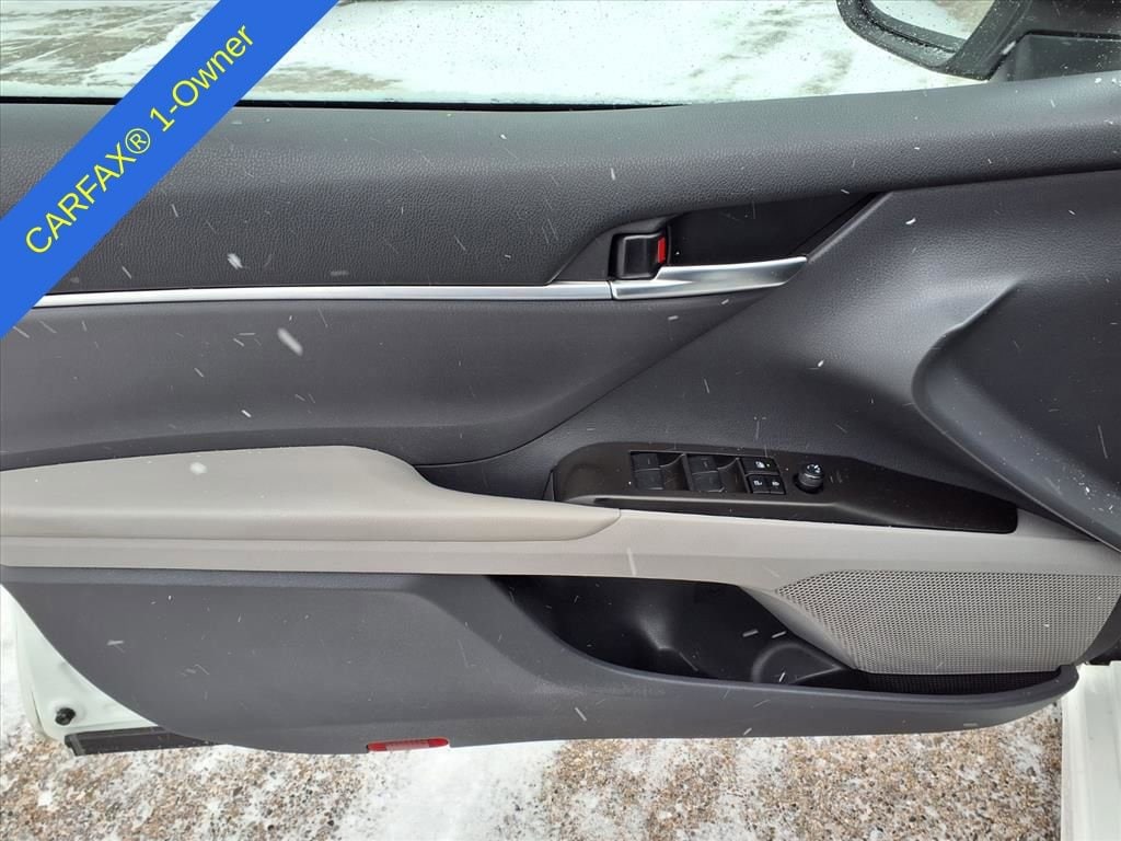 Thumbnail: 2023 Toyota Camry - 14