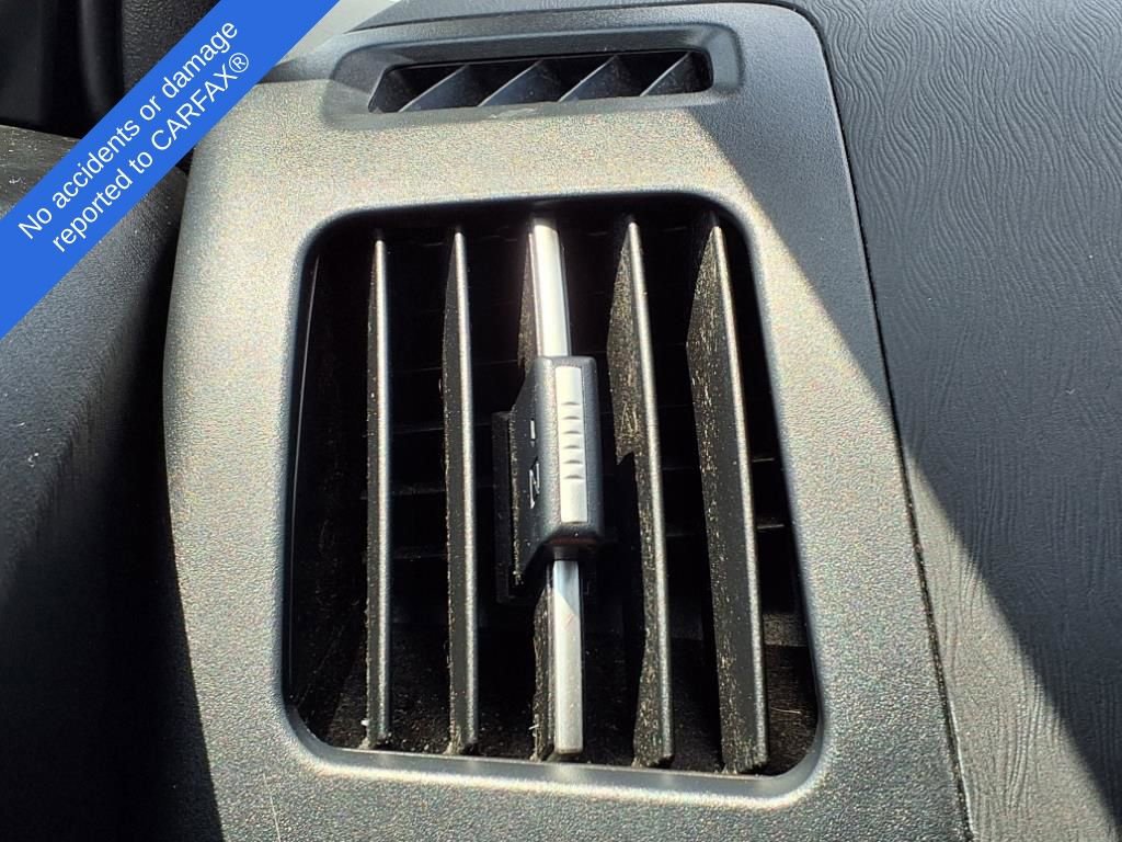 Thumbnail: 2013 Toyota Prius - 30