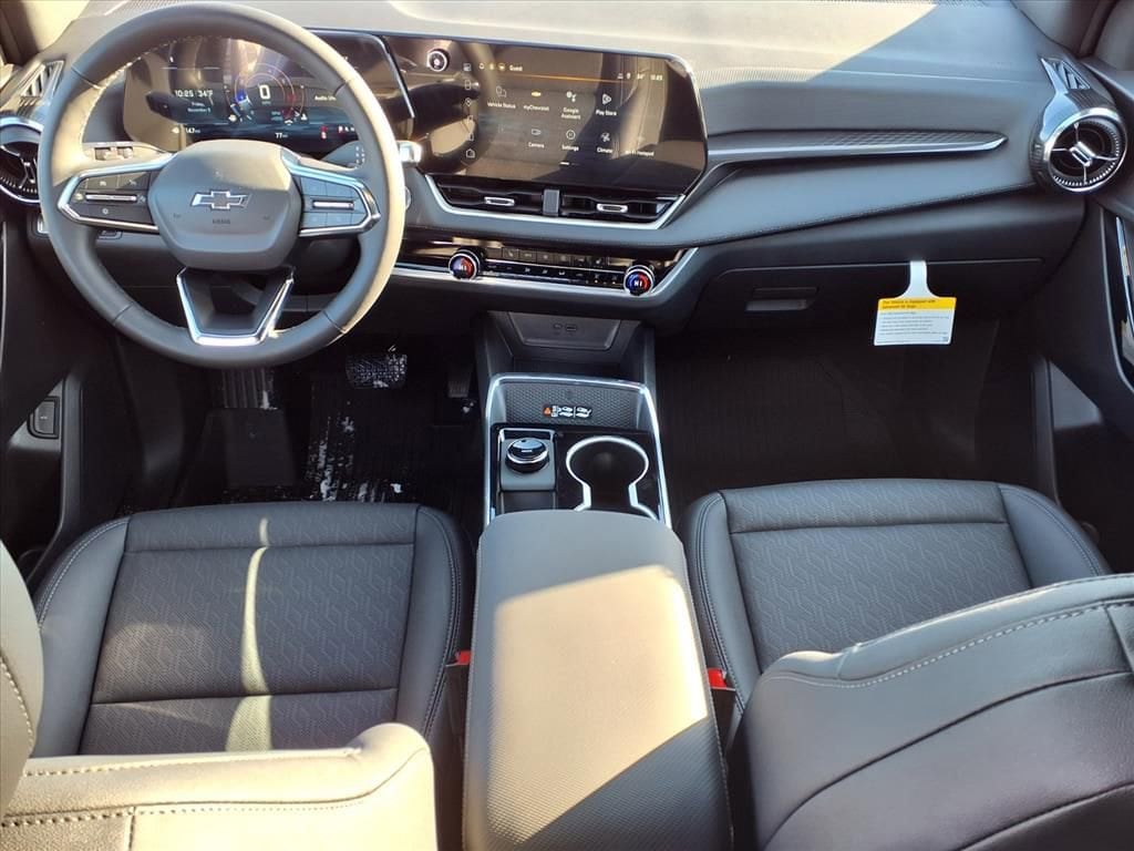 Thumbnail: 2026 Chevrolet Equinox - 10