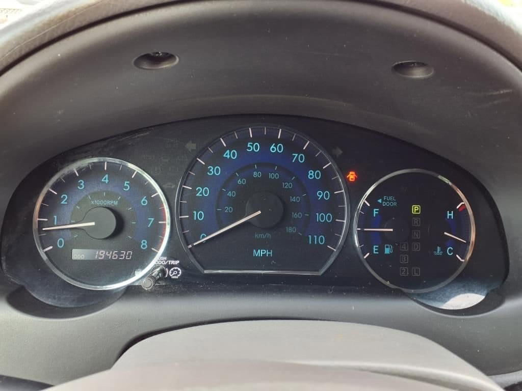 Thumbnail: 2008 Toyota Sienna - 21