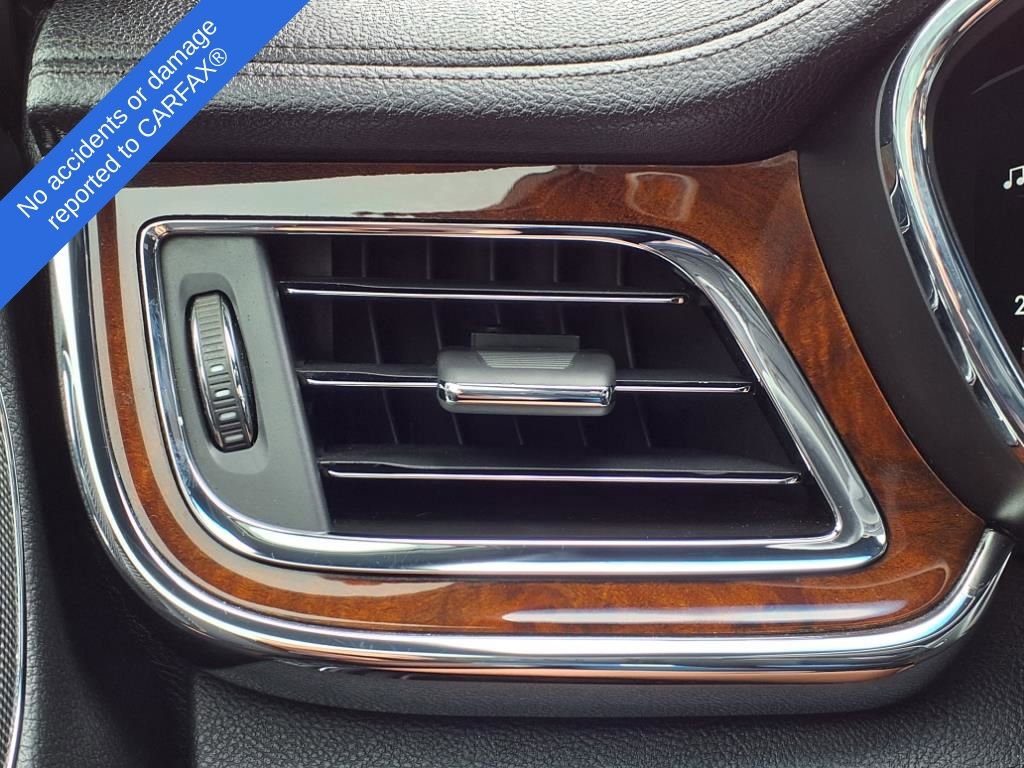 Thumbnail: 2020 Lincoln Continental - 29