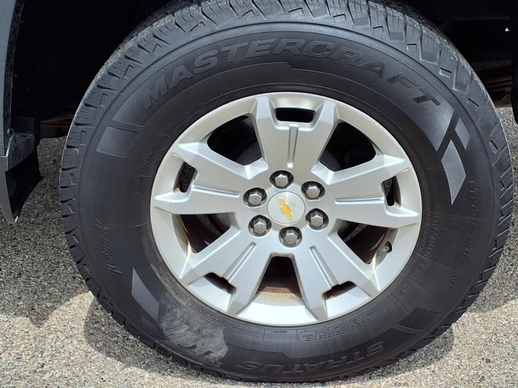 Thumbnail: 2015 Chevrolet Colorado - 9