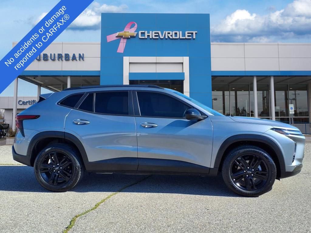Thumbnail: 2024 Chevrolet Trax - 4