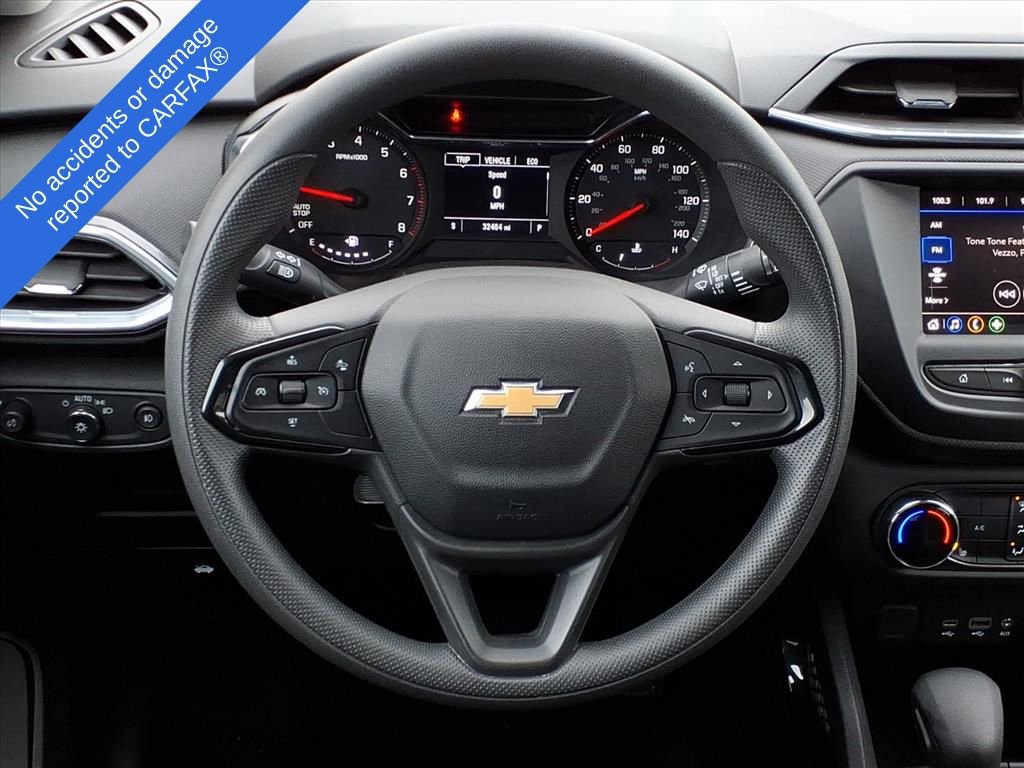 Thumbnail: 2023 Chevrolet TrailBlazer - 15