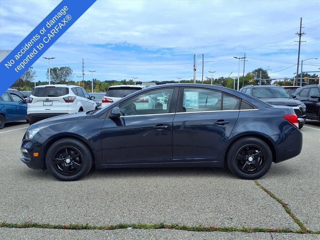 Thumbnail: 2016 Chevrolet Cruze - 9