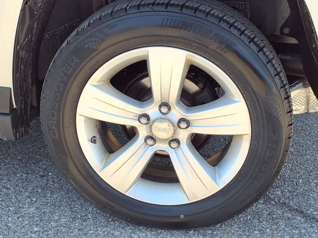2012 Jeep Compass Latitude 9