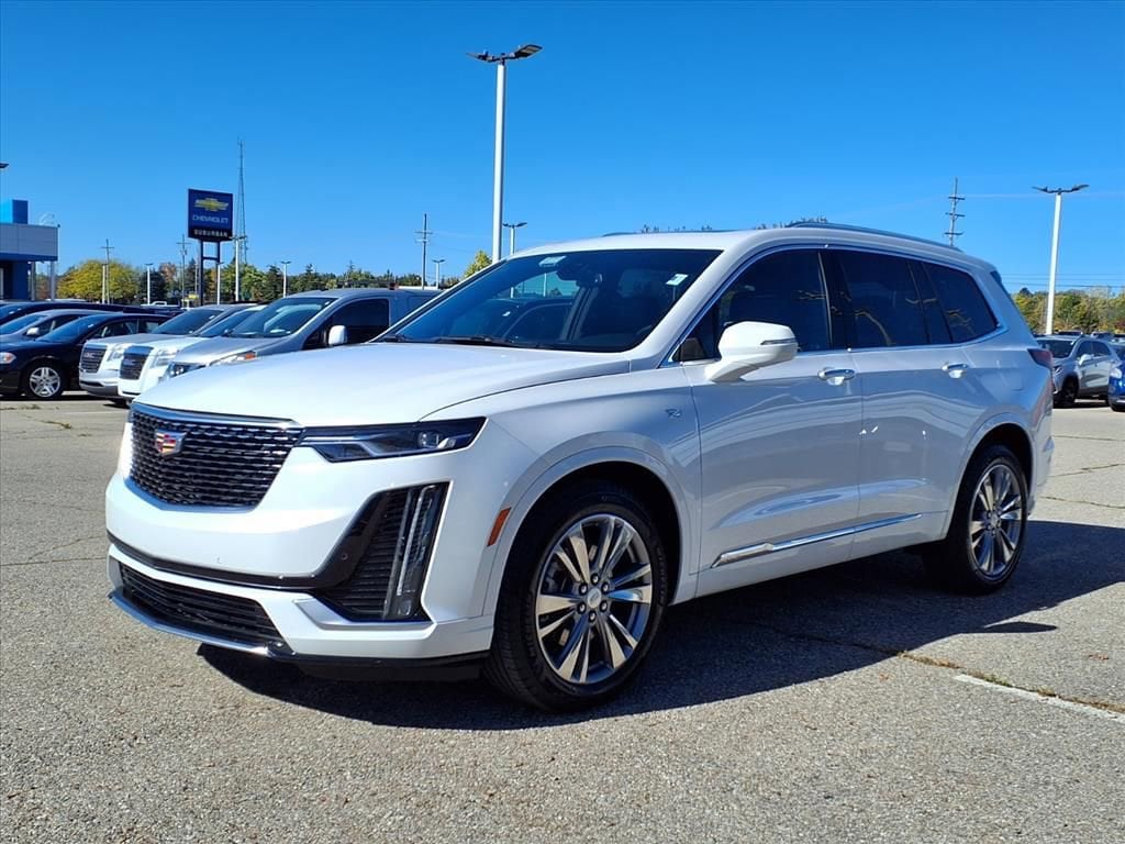 Thumbnail: 2025 Cadillac XT6 - 1
