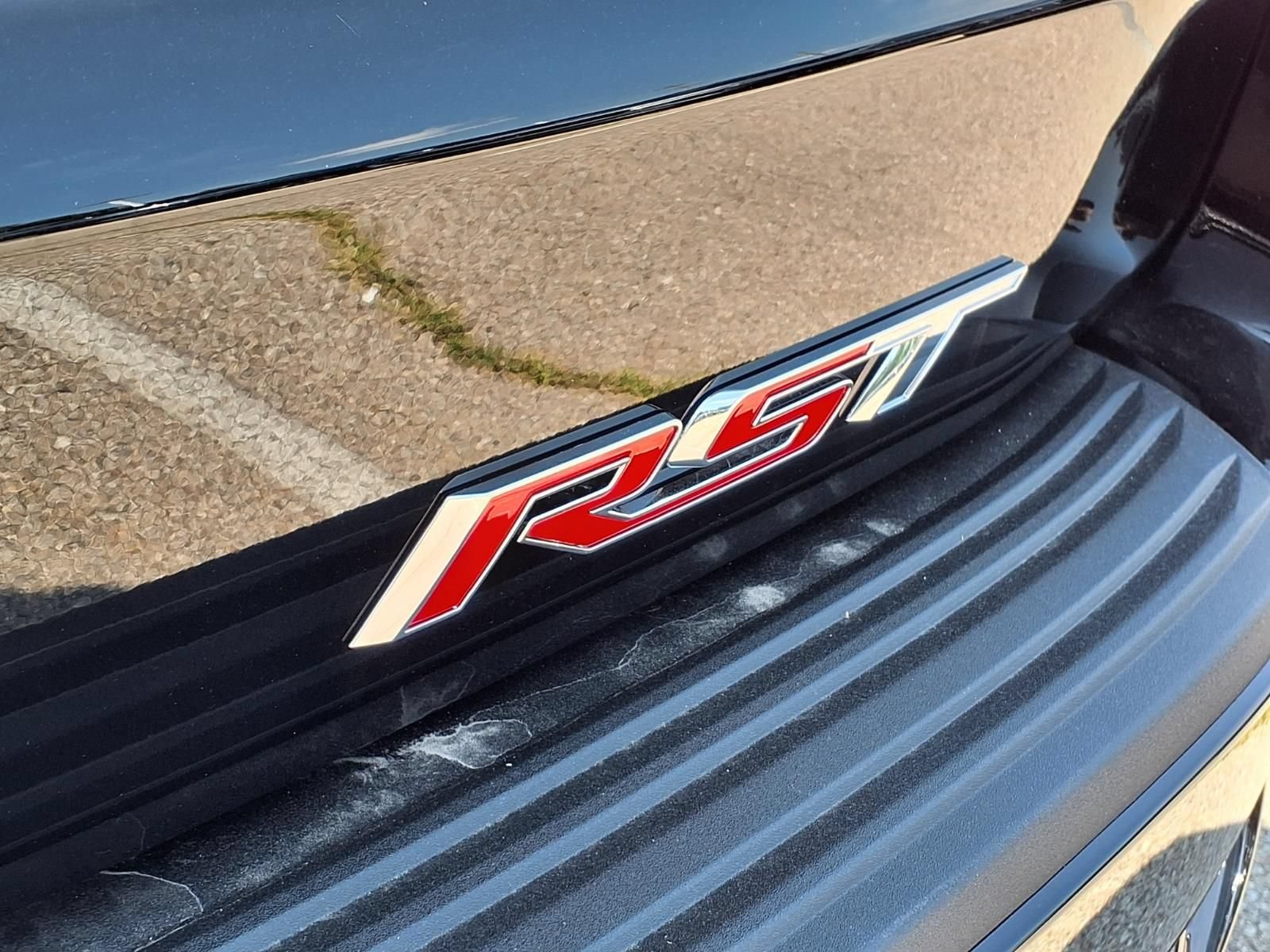 2026 Chevrolet Tahoe RST - Photo 8