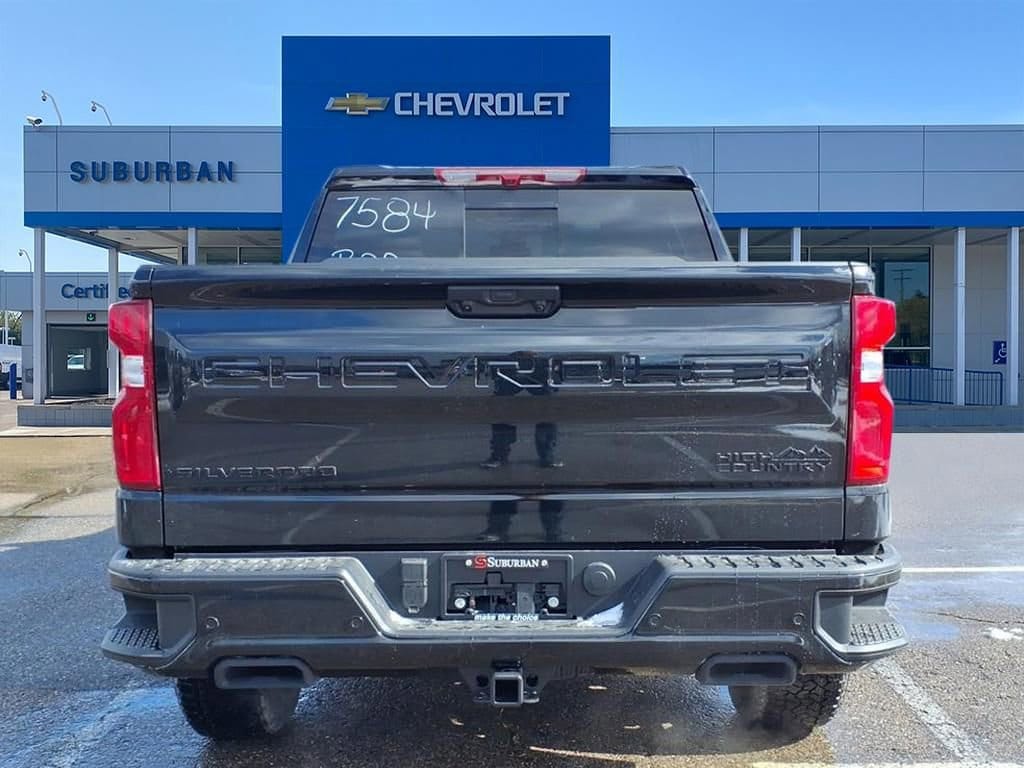 Thumbnail: 2026 Chevrolet Silverado 1500 - 5