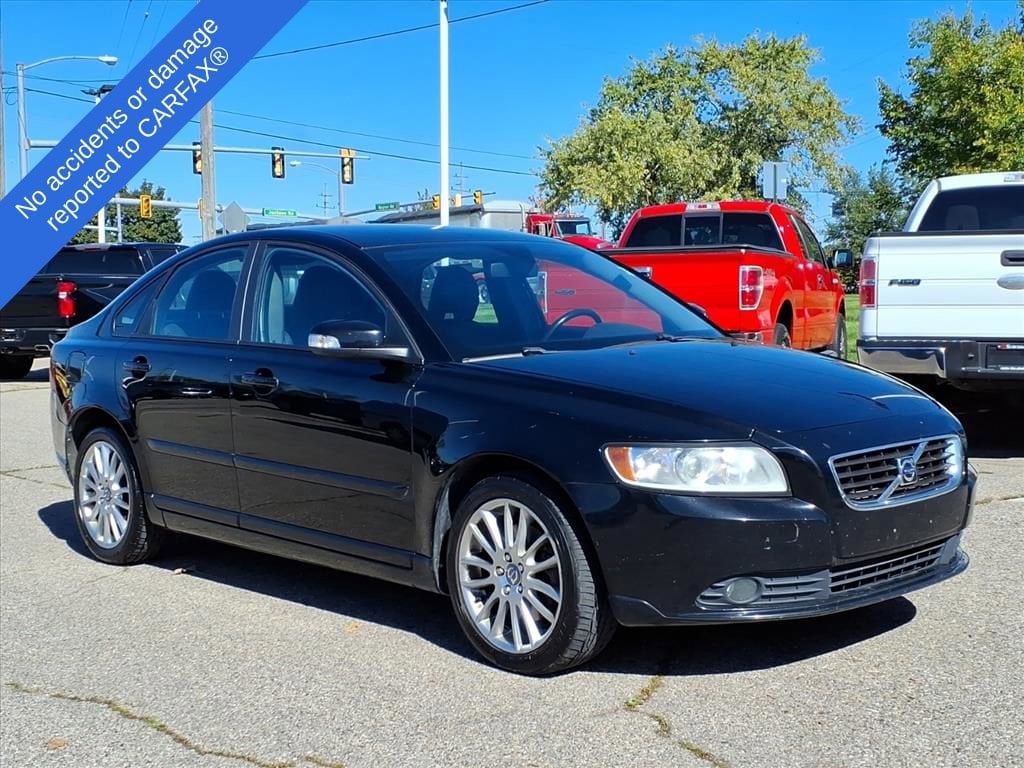 Thumbnail: 2010 Volvo S40 - 3