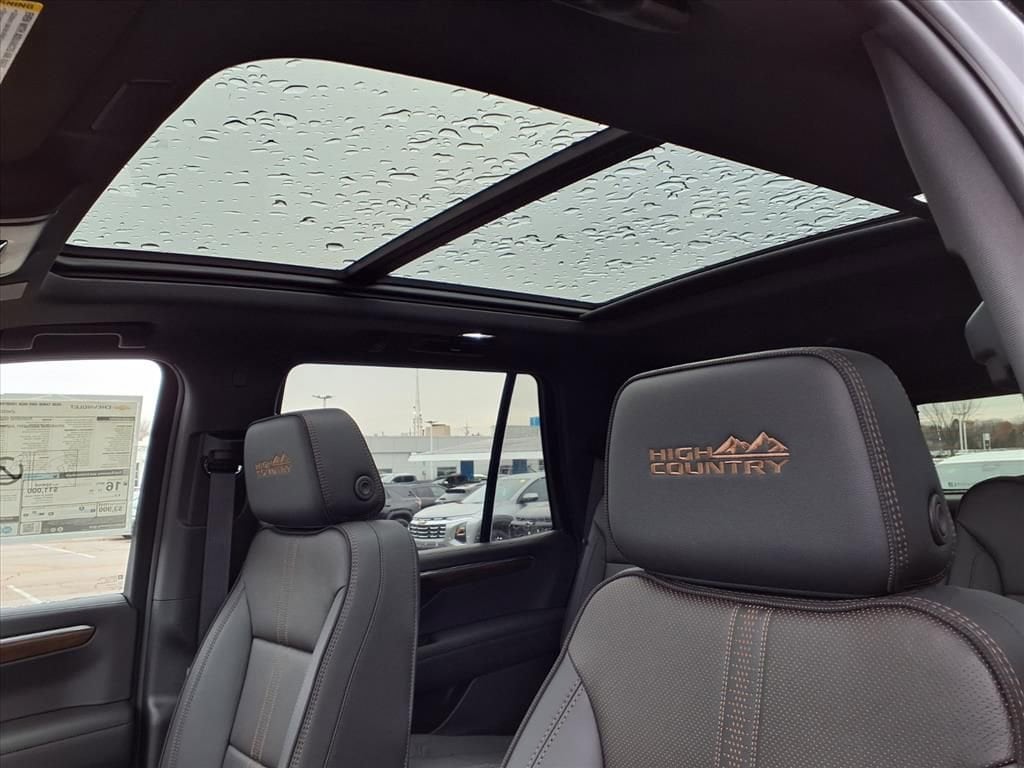 Thumbnail: 2026 Chevrolet Tahoe - 15