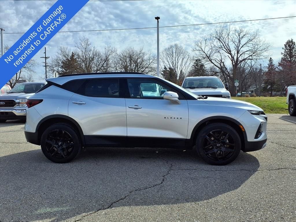 Thumbnail: 2020 Chevrolet Blazer - 4