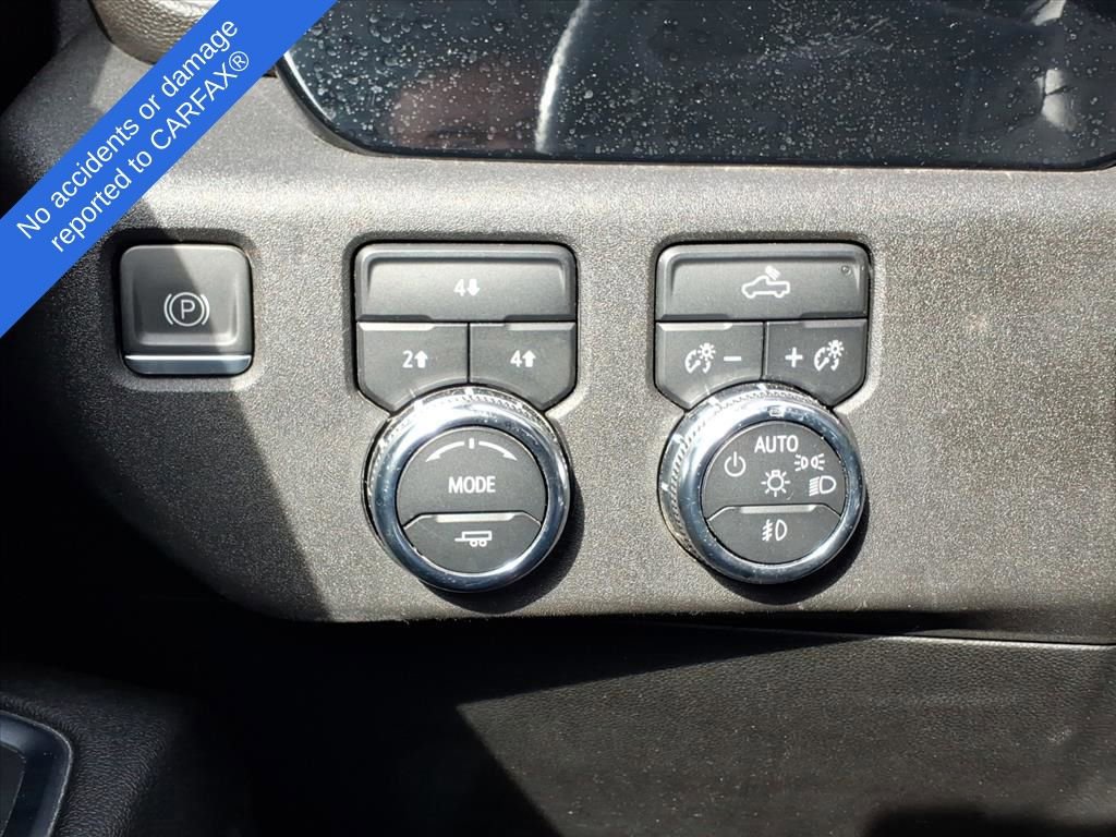 Thumbnail: 2024 GMC Sierra 3500 - 33