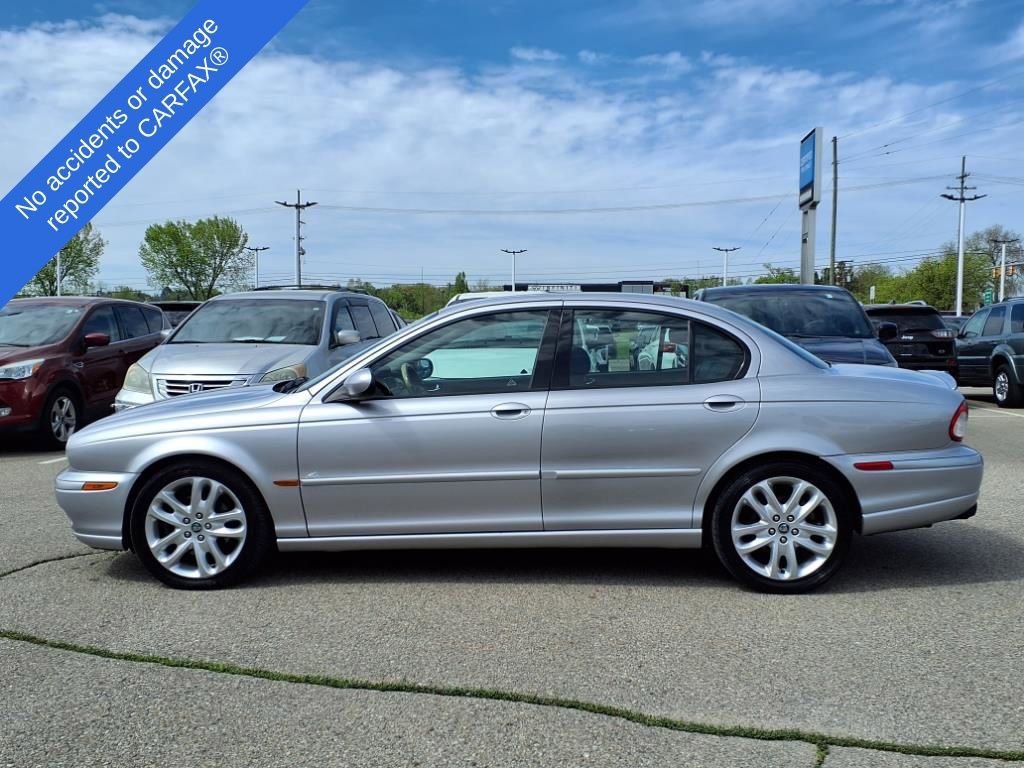 Thumbnail: 2003 Jaguar X-Type - 9