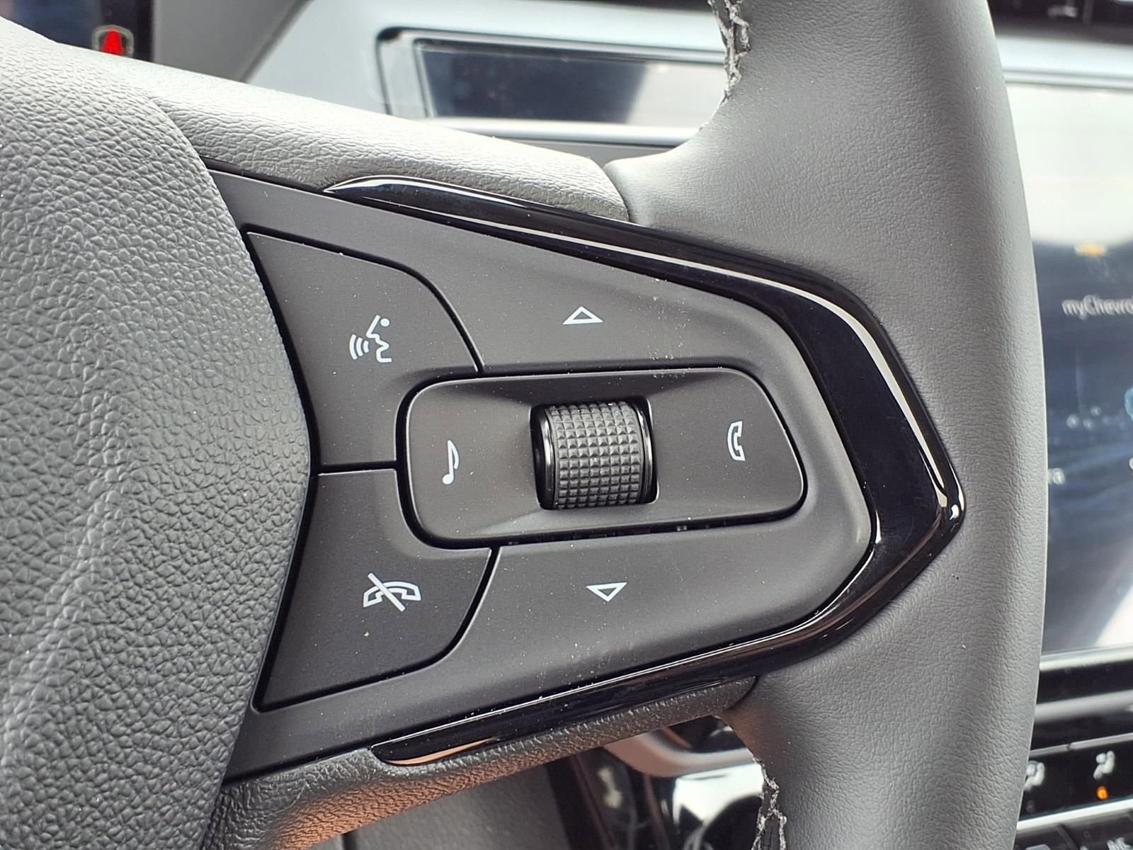 2027 Chevrolet Bolt RS - Photo 22