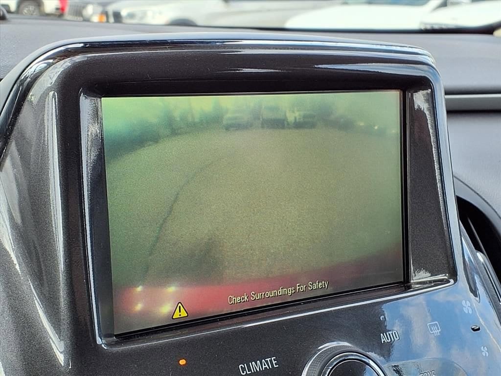 Thumbnail: 2014 Chevrolet Volt - 23