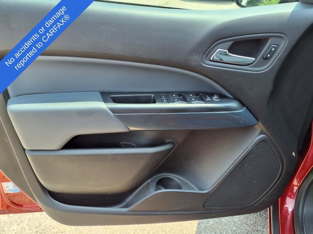 Thumbnail: 2016 Chevrolet Colorado - 15