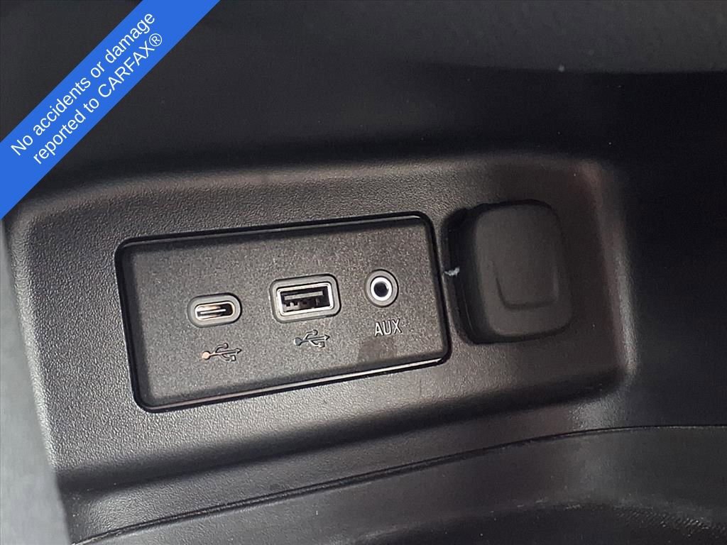 Thumbnail: 2022 Chevrolet Equinox - 24