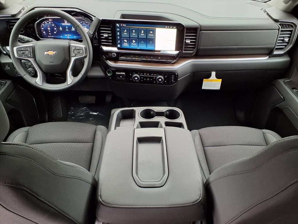Thumbnail: 2026 Chevrolet Silverado 1500 - 9