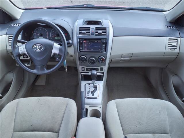 2013 Toyota Corolla L 11