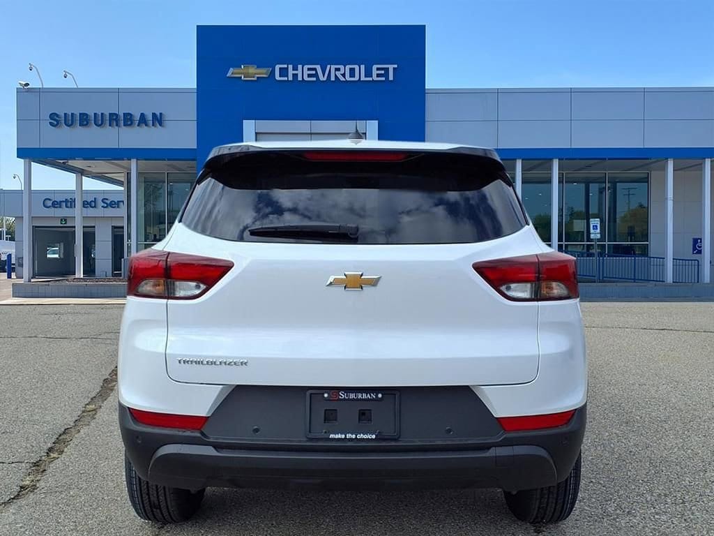 Thumbnail: 2026 Chevrolet TrailBlazer - 5