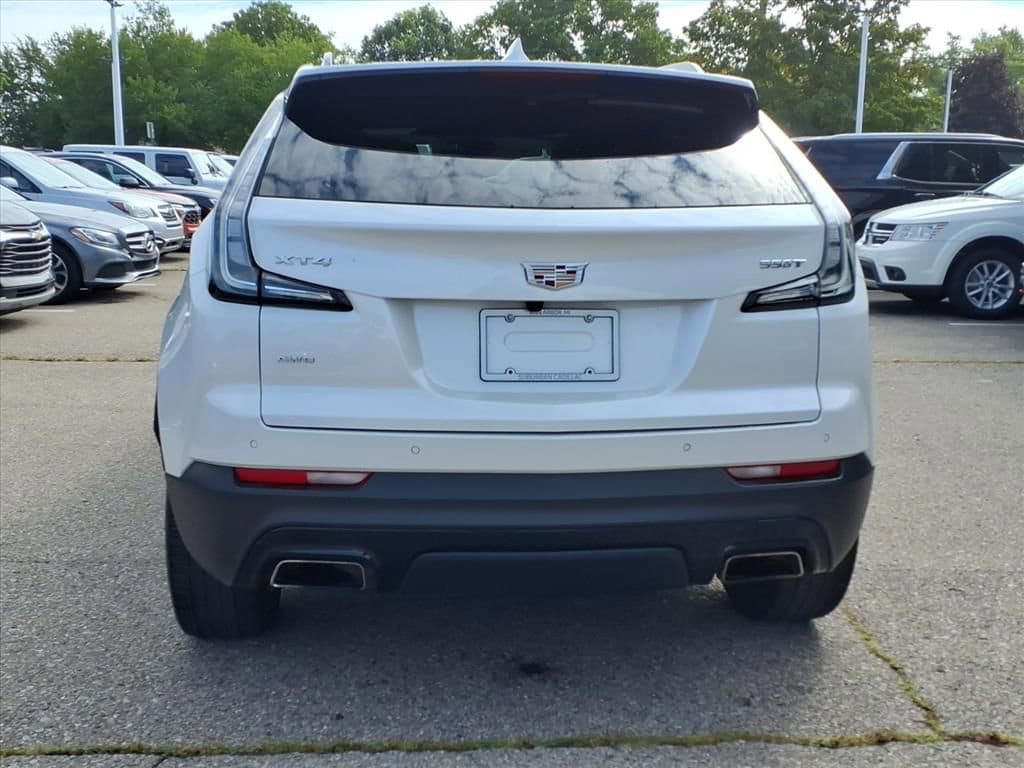 Thumbnail: 2023 Cadillac XT4 - 5