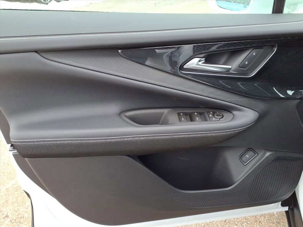 Thumbnail: 2026 Chevrolet Blazer EV - 12