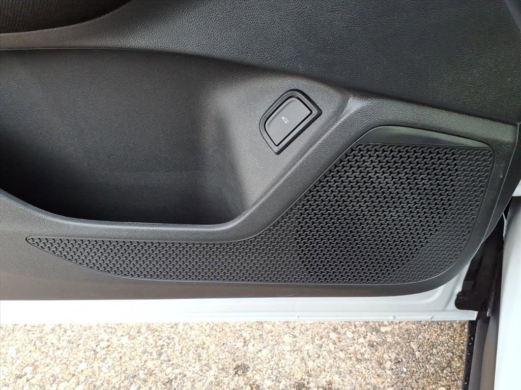 Thumbnail: 2026 Chevrolet Blazer EV - 14