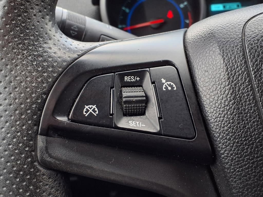 Thumbnail: 2016 Chevrolet Cruze - 26