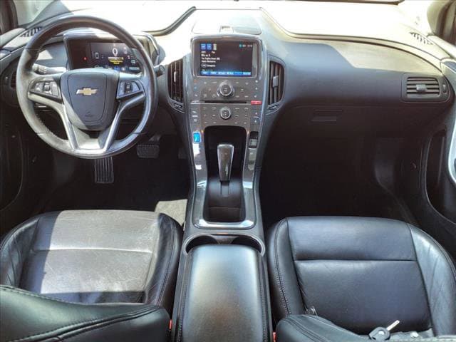 2011 Chevrolet Volt  12