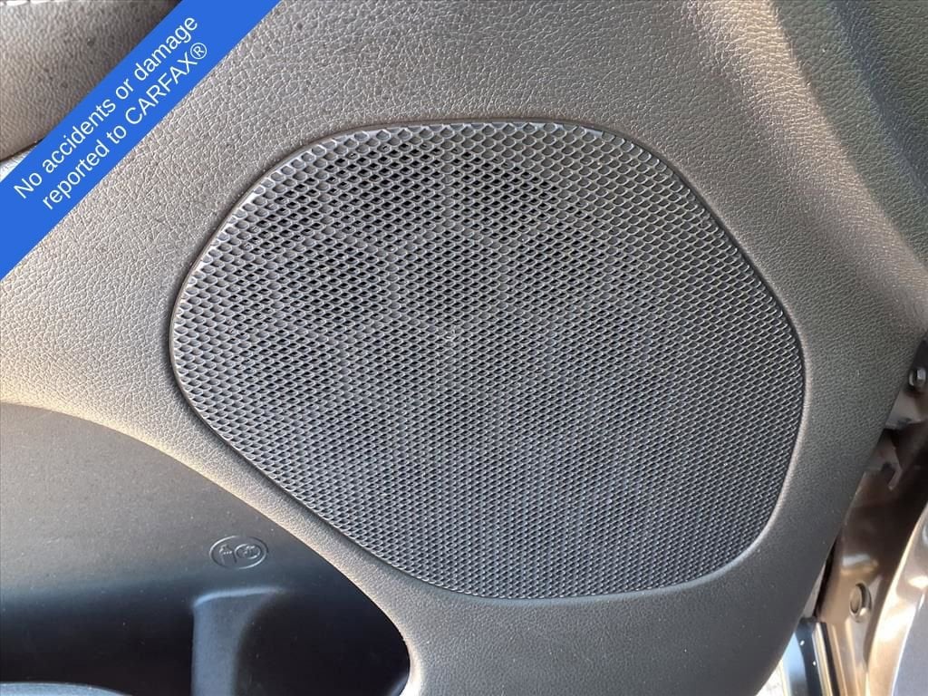 Thumbnail: 2017 Jeep Grand Cherokee - 17