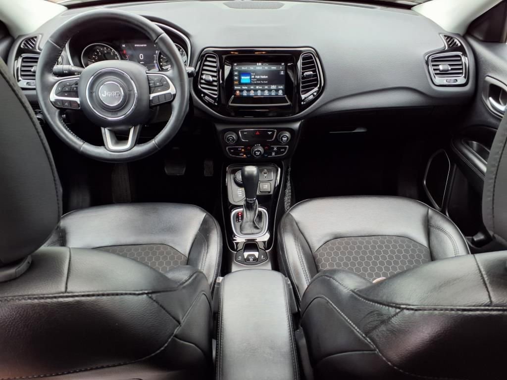 Thumbnail: 2018 Jeep Compass - 12