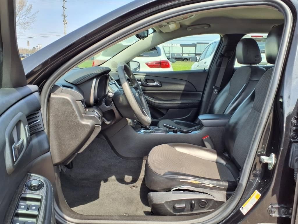 2014 Chevrolet Malibu LT 16