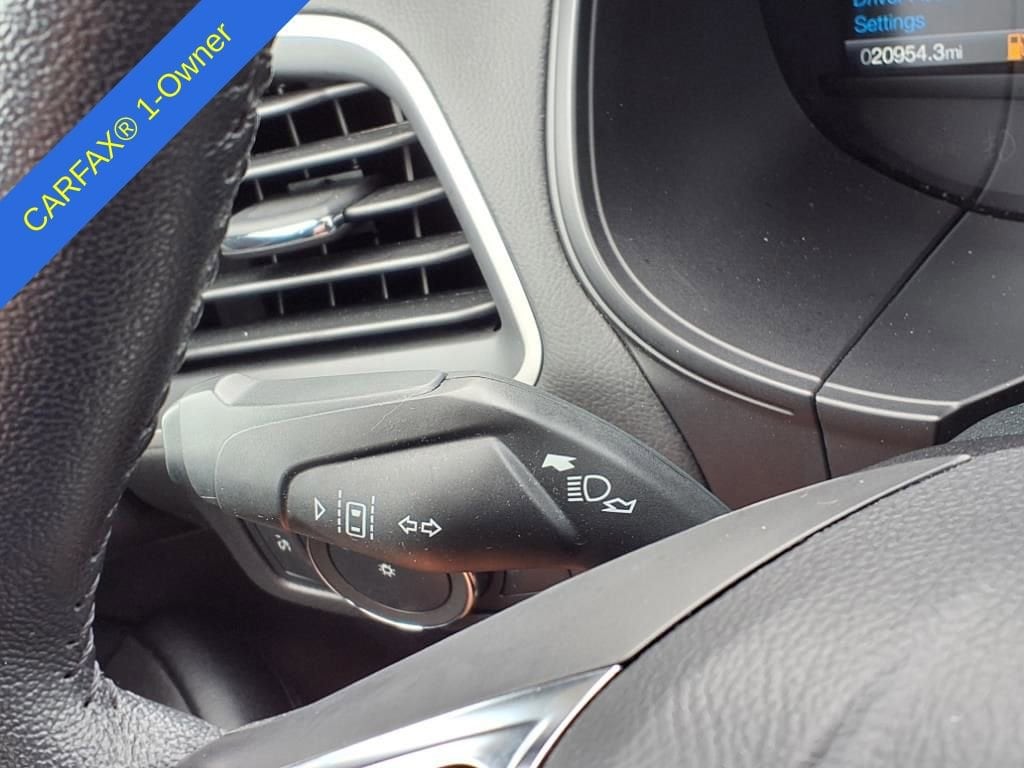 Thumbnail: 2022 Ford Edge - 22