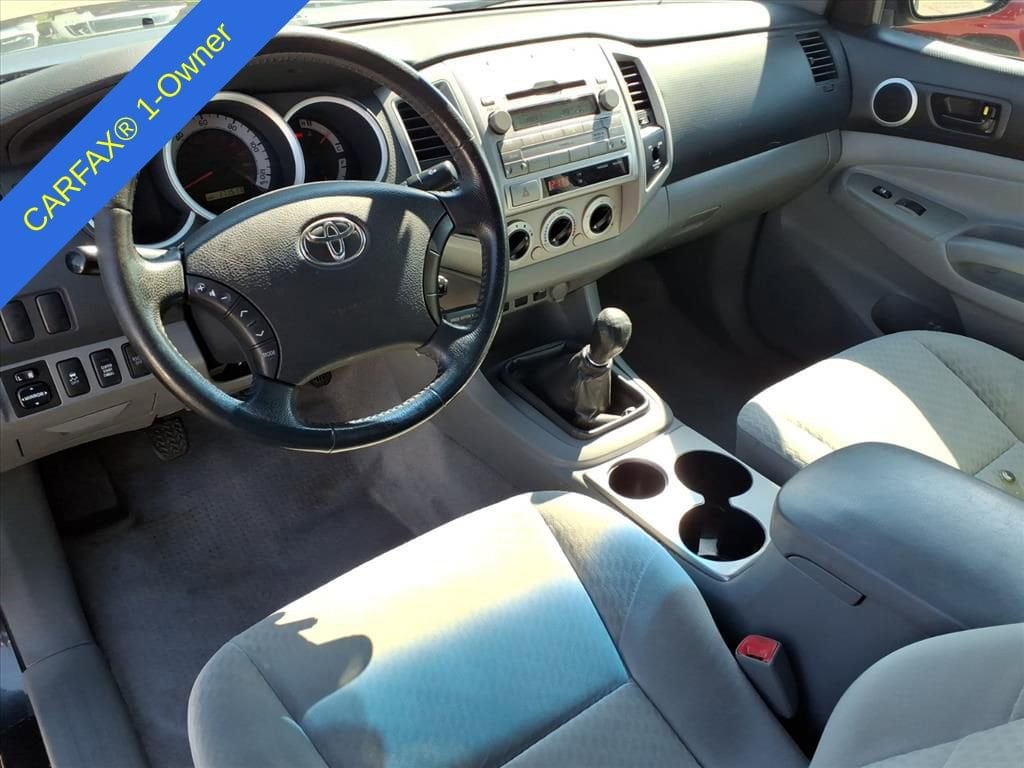 Thumbnail: 2011 Toyota Tacoma - 12